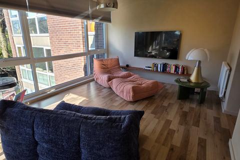 2 bedroom flat for sale, Sandy Lane, Romiley