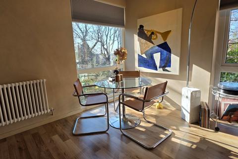 2 bedroom flat for sale, Sandy Lane, Romiley
