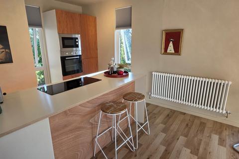 2 bedroom flat for sale, Sandy Lane, Romiley
