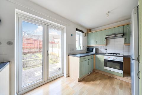 3 bedroom end of terrace house for sale, Rivett Drake Close, Guildford, GU2