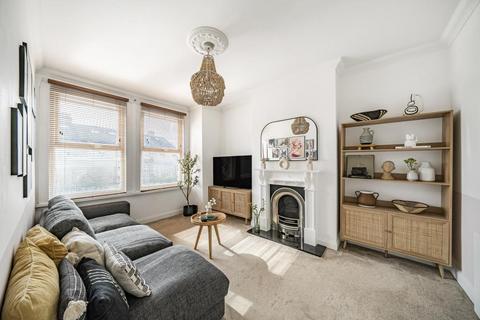 2 bedroom flat for sale, Goldsmith Road,  London,  N11