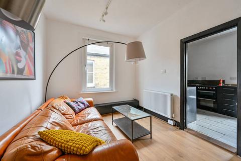 undefined, Thames Road, Strand on the Green, London, W4