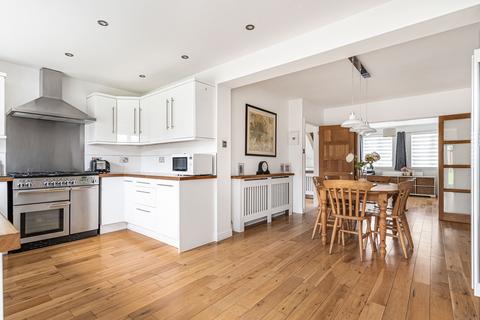 3 bedroom end of terrace house for sale, Melbourne Court, Welwyn Garden City, Hertfordshire, AL8