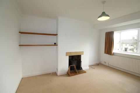 2 bedroom apartment to rent, 32 Redesdale Gardens, Adel, LS16