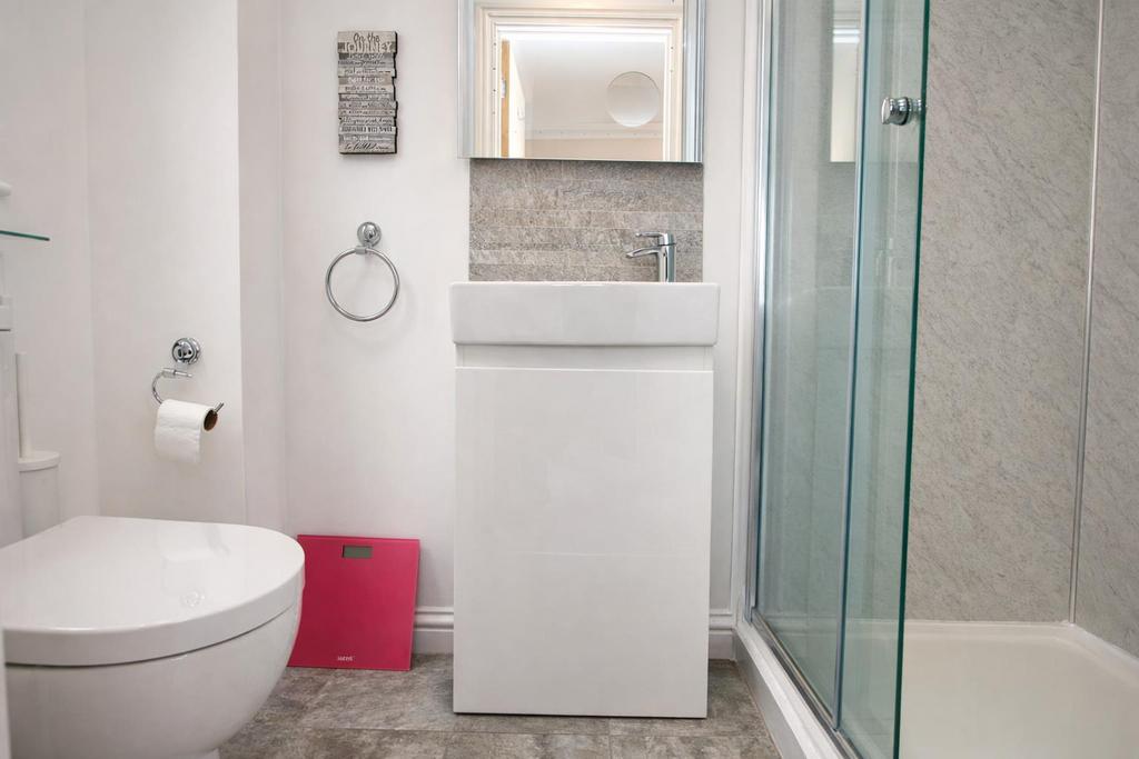 Ensuite Shower Room