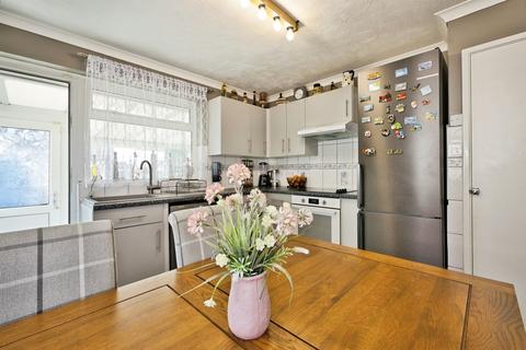 undefined, Kenmore Drive, Yeovil