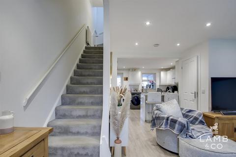 4 bedroom terraced house for sale, Harpers Way, Clacton-On-Sea CO16