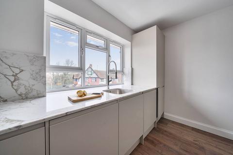 2 bedroom flat for sale, New Pond Parade, Ruislip, HA4