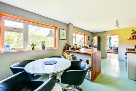 4 bedroom detached house for sale, Sandy Close, Woking, GU22