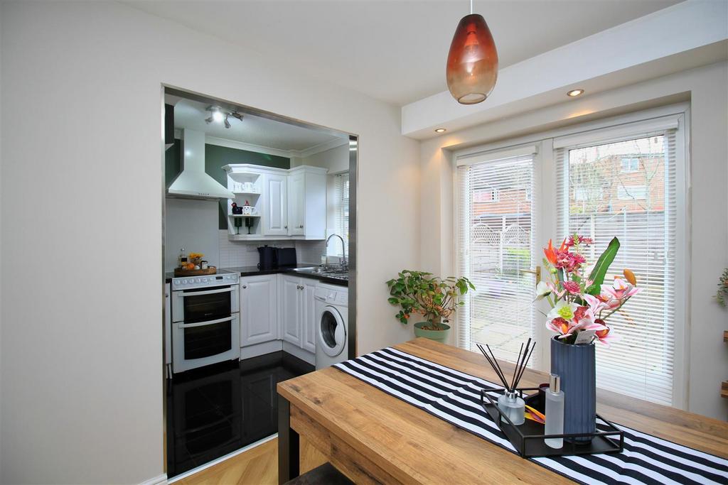 Dining kitchen .jpg