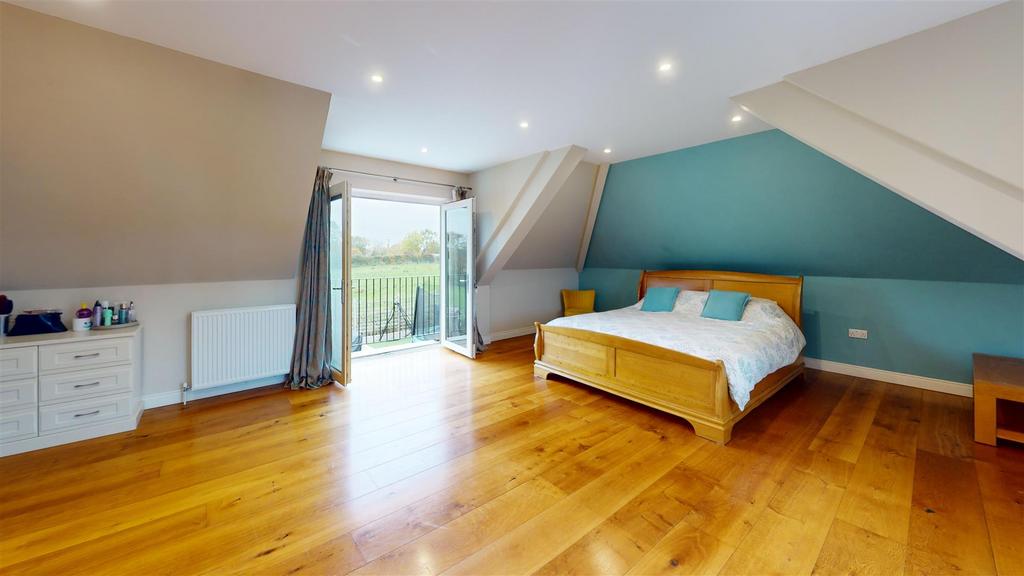 Meadow-Croft-Bedroom 6.jpg