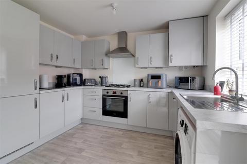 undefined, Artemus Silvey Close, Great Oldbury, Stonehouse