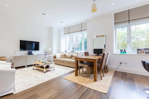 undefined, Sterling Mansions, Leman Street, Aldgate, London, E1
