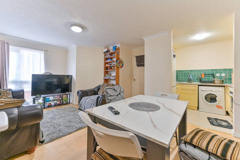 2 bedroom flat for sale, Brighton Road, Purley, CR8