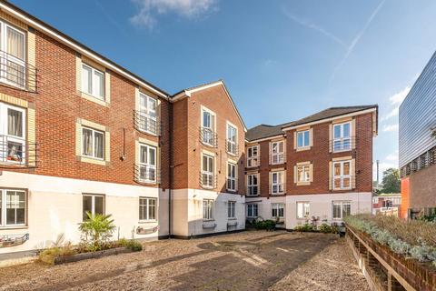 2 bedroom flat for sale, Brighton Road, Purley, CR8