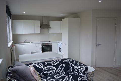 Studio to rent, Hendon Way, London NW2