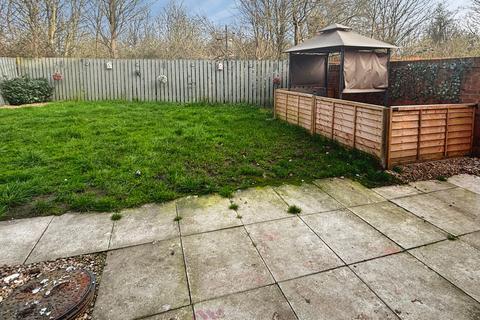 4 bedroom detached house to rent,  Ecton Court, Doncaster DN3