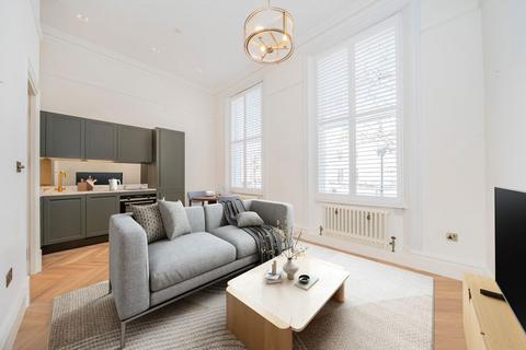1 bedroom flat for sale, Holland Park Gardens, LONDON W14