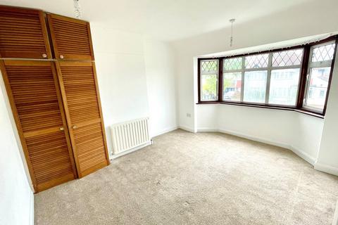 3 bedroom semi-detached house to rent, Twyford Road, Harrow HA2