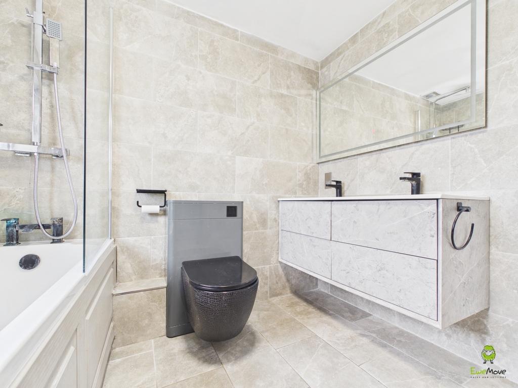 Presented by James at Ewe Move Bexleyheath and Dart