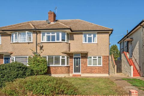 2 bedroom maisonette to rent, High Street West Wickham BR4