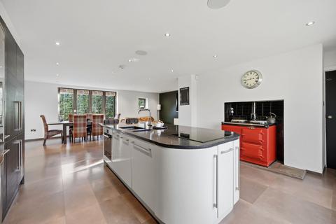 undefined, Birkby Hall Road, Huddersfield, HD2