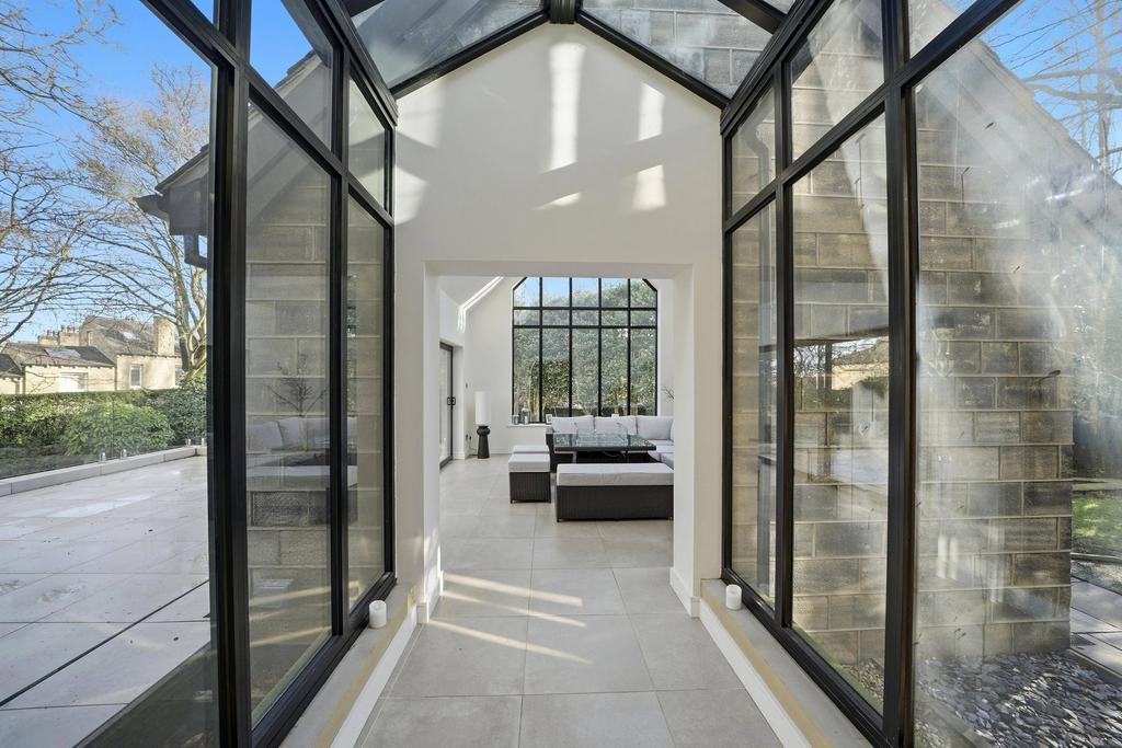 Garden room approach