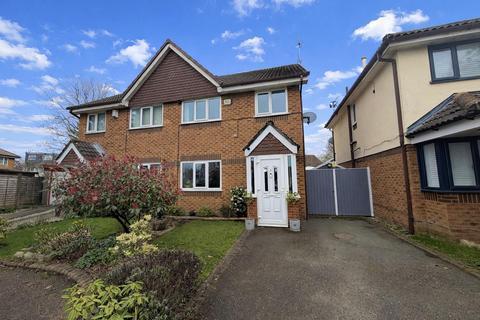3 bedroom semi-detached house for sale - Gralam Close, Sale