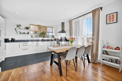 2 bedroom flat for sale, Chalkley House, Tottenham, N15