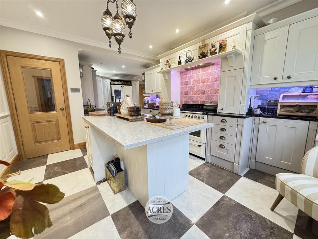 IMG 6174 (Large).jpg