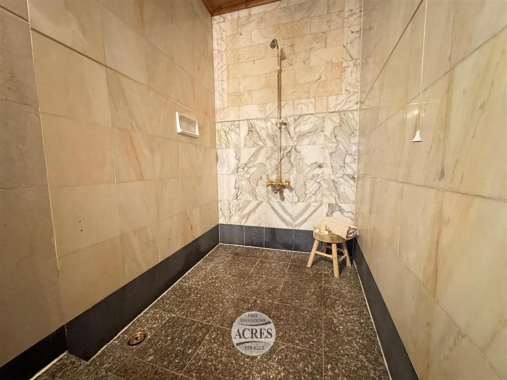 IMG 6062 (Large).jpg