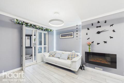 4 bedroom detached house for sale, Hadrians Drive, Bancroft