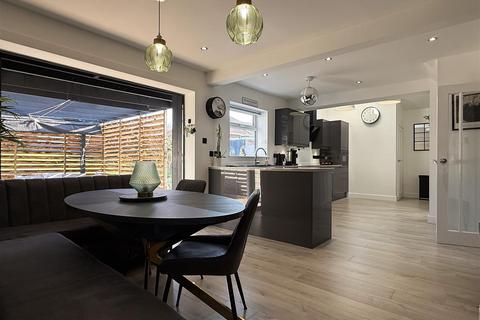 undefined, Sandringham Road, Penn