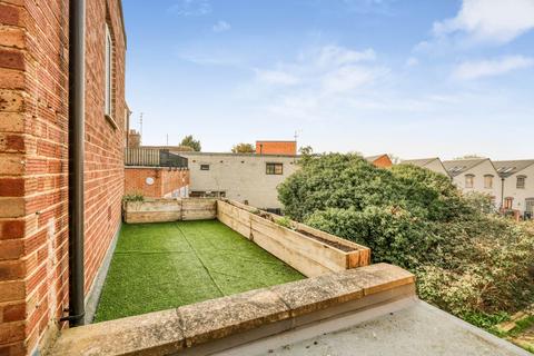 undefined, High Street, Newport Pagnell MK16