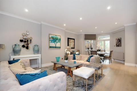 Fitzjohn's Avenue, Hampstead, NW3