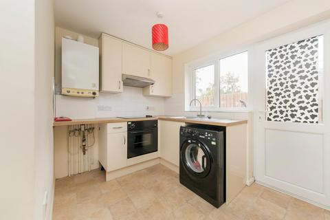 2 bedroom flat to rent, Goring Road, Colchester, CO4