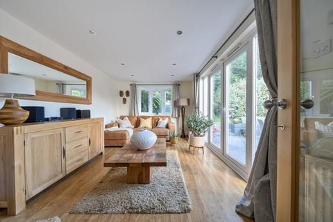 4 bedroom semi-detached house for sale, Spring Gardens, Orpington