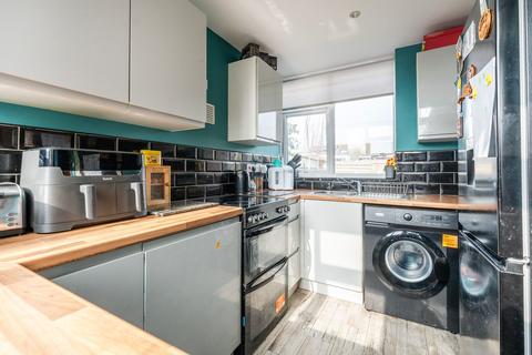 undefined, Bradwell Avenue, Bradwell