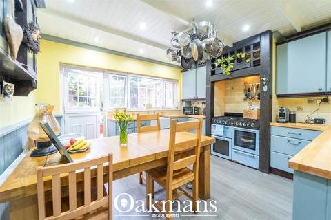 4 bedroom detached house for sale, Stourbridge Road, Worcestershire B61