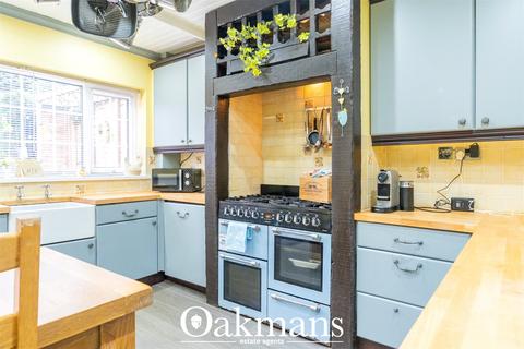 4 bedroom detached house for sale, Stourbridge Road, Worcestershire B61