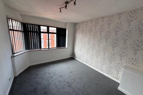 3 bedroom house to rent, Bedford Road, Blackpool, FY1