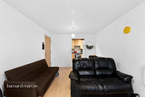 2 bedroom ground floor flat for sale, Highfield Road, Feltham