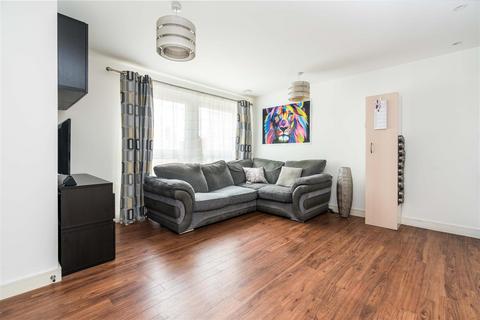 2 bedroom apartment to rent, Greenland Place, Surrey Quays, London, SE8