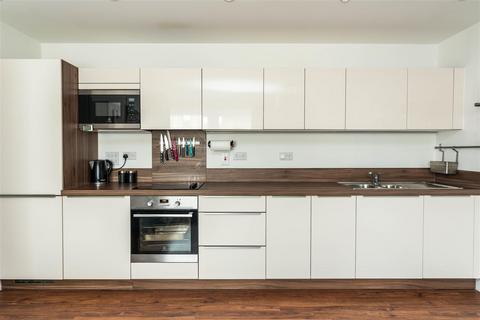 2 bedroom apartment to rent, Greenland Place, Surrey Quays, London, SE8