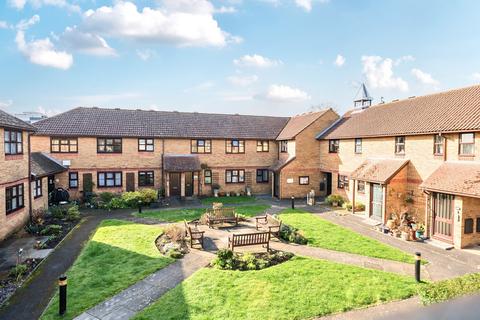2 bedroom flat for sale, Postern Close, Fareham PO16