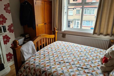 3 bedroom house to rent, Castleton Road, Mitcham, CR4