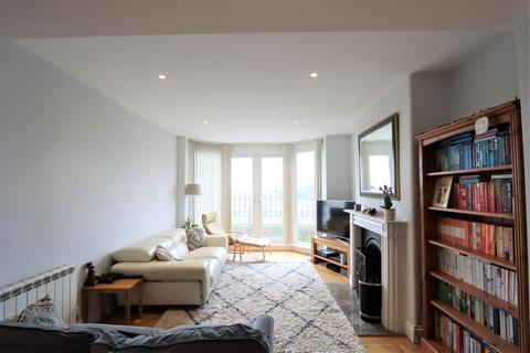 4 bedroom house to rent, Victoria Avenue, Jersey JE2