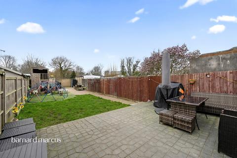 undefined, Fernside Avenue, Feltham