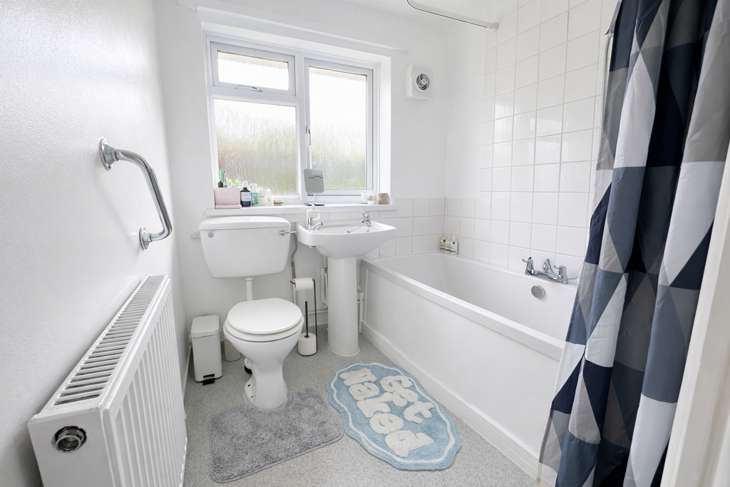 Clean and tidy bathroom setup