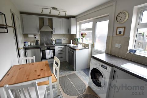 3 bedroom semi-detached house for sale, Field Lane, Burton-On-Trent, Staffordshire